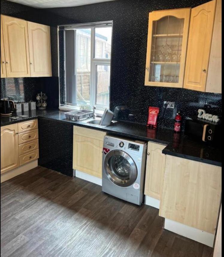 Sea View Apartment Large Balcony Whirlpool Bath 2 Bedrooms Sky Glass Tv Bridlington Bagian luar foto